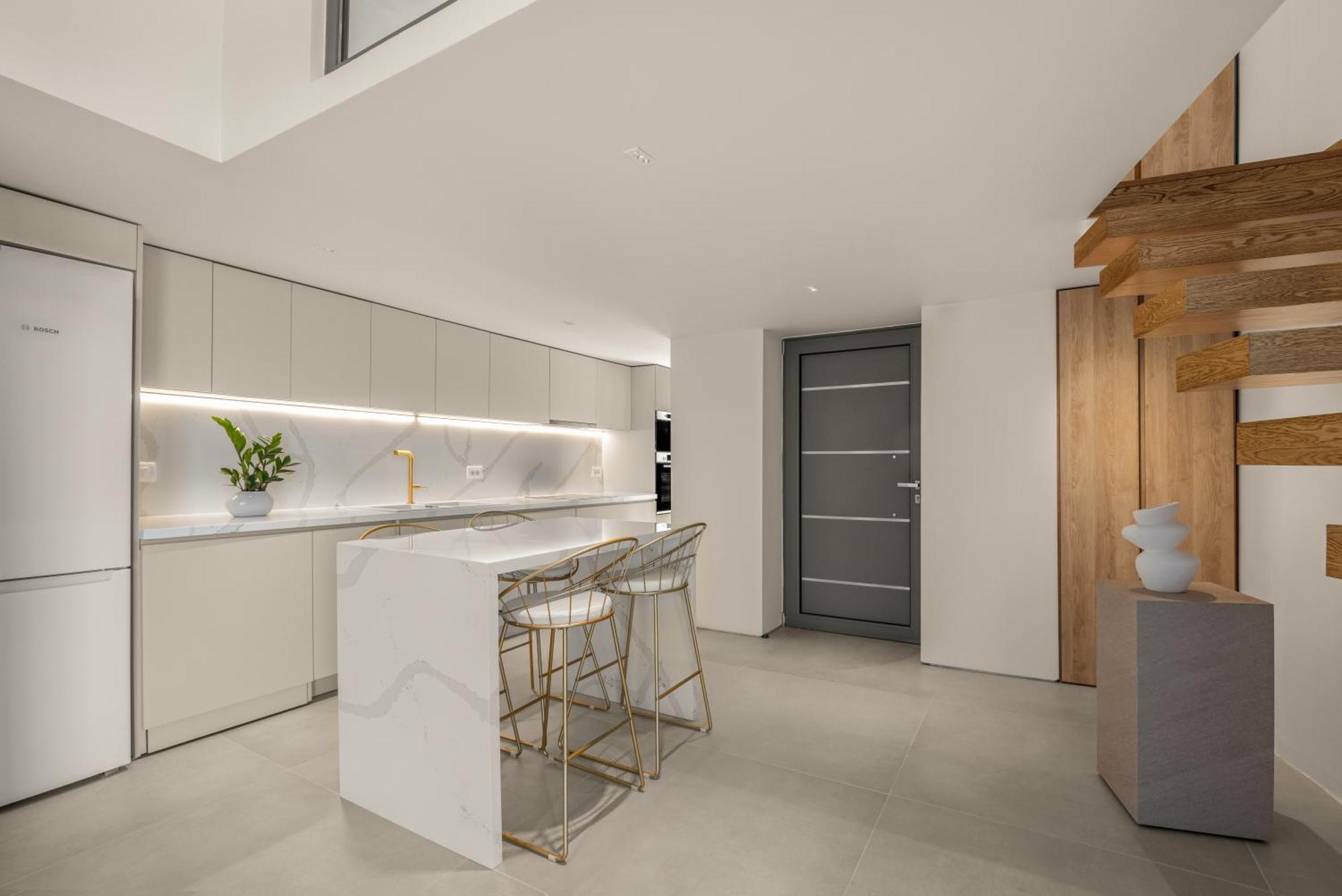 Luxury In Simplicity , Nature's Touch , Mezzanine
