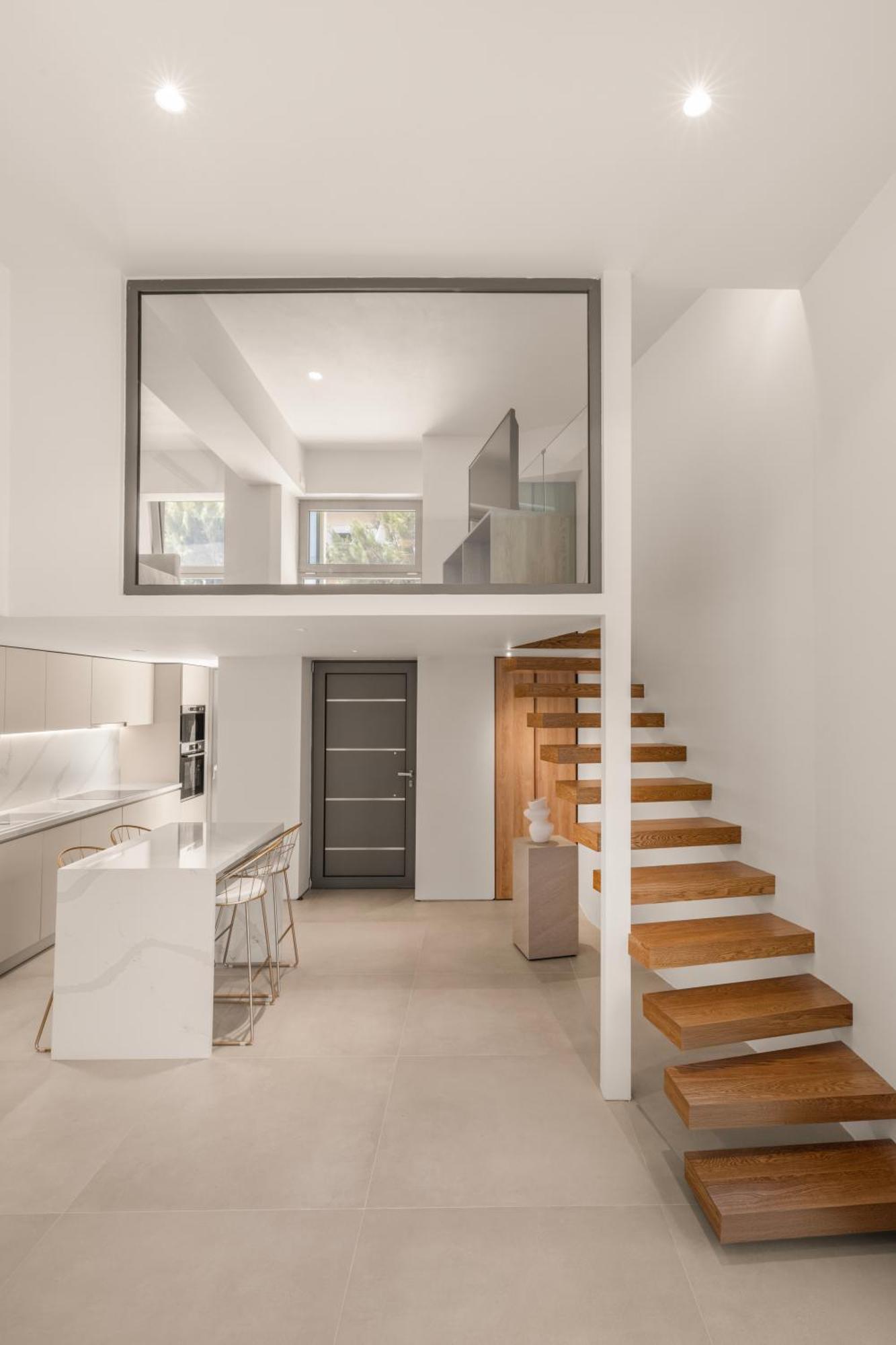 Apartment Luxury In Simplicity , Nature's Touch , Mezzanine *