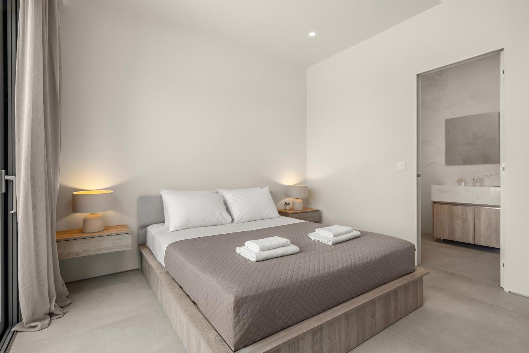 Luxury In Simplicity , Nature's Touch , Mezzanine Lejlighed